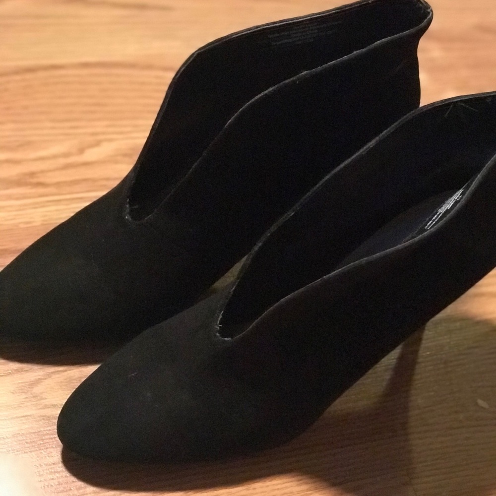 Deep cut ankle bootie with stiletto heel